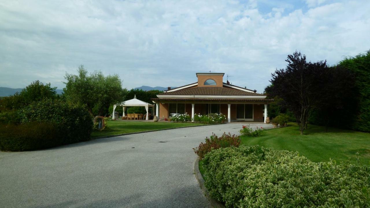 La Villa Nel Bosco ルッカ エクステリア 写真